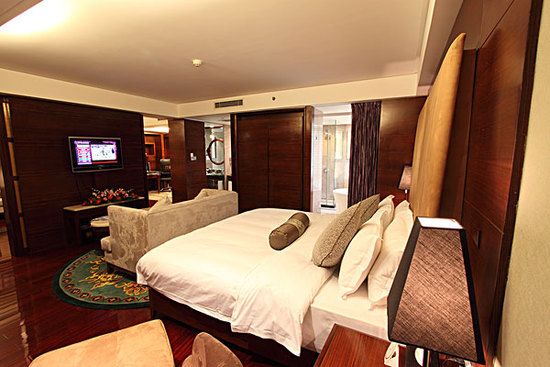 為什么酒店房間放4個(gè)枕頭？很多人不知道！