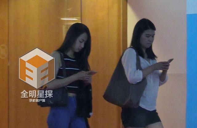 曝楊洋帶傷酒店再度幽會宋茜 曝楊洋帶傷酒店再度幽會宋茜