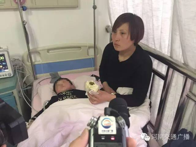 小浩天的母親通過河南交通廣播向所有幫助他們的人表達(dá)了感謝！