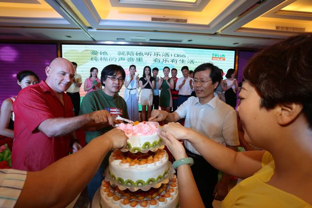 分享喜悅，共享美好時刻