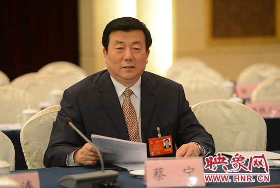 全國(guó)人大代表、河南省人民檢察院檢察長(zhǎng)蔡寧