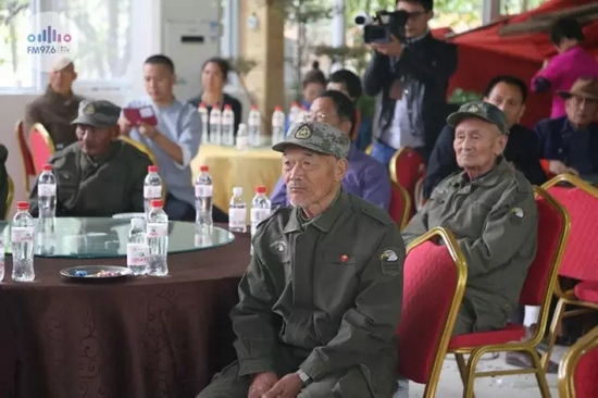 臺上展風采，臺下笑開懷