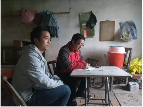 為盡快進(jìn)行資助 河南體彩及時家訪