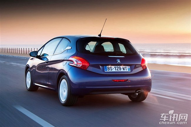 標(biāo)致208 標(biāo)致208