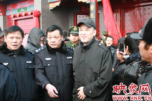 郭達(dá)現(xiàn)身馬街書會(huì)現(xiàn)場(chǎng)。