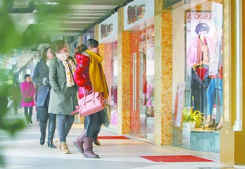 女子月薪5000成屌絲 當“女神”要內(nèi)外兼修