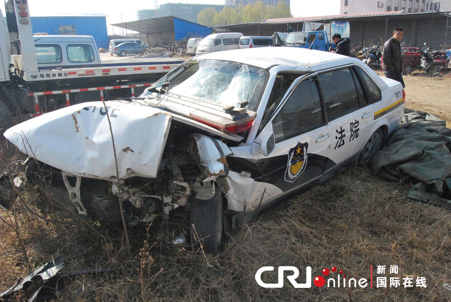 南陽(yáng)一警車(chē)因司機(jī)醉駕致路人2死5傷