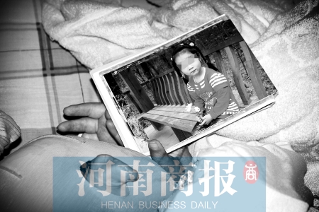 誰能想到漂亮可愛的孩子，會(huì)變成現(xiàn)在的樣子