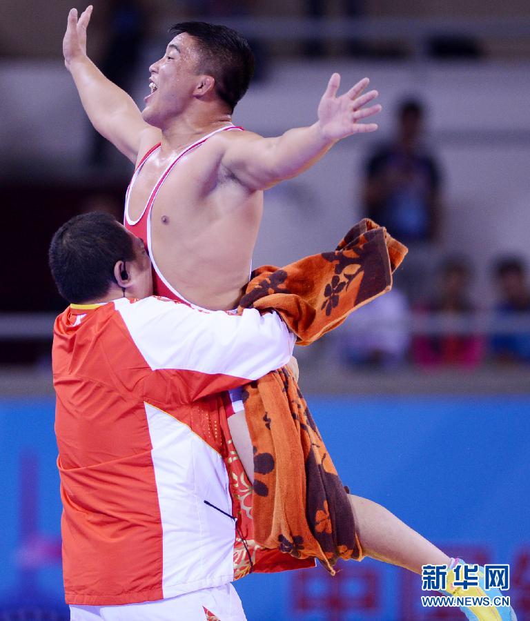 摔跤——男子古典式84公斤級:趙海軍奪冠 摔跤——男子古典式84公斤級:趙海軍奪冠