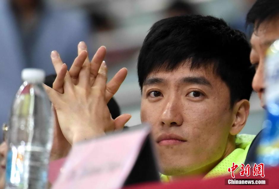 上海鉆石賽謝文駿力壓羅伯斯奪冠 劉翔觀(guān)戰(zhàn)