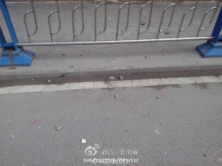 據(jù)中國(guó)地震臺(tái)網(wǎng)速報(bào)稱(chēng)，11月22日16時(shí)55分，四川省甘孜藏族自治州康定縣（北緯30.3度，東經(jīng)10