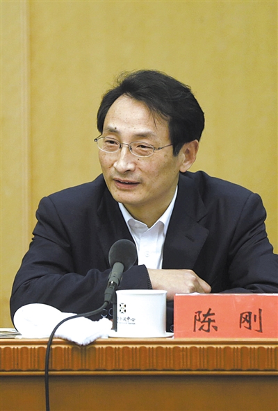 昨日，北京市人大代表、北京市副市長陳剛參與豐臺團小組討論。 新京報記者 浦峰 攝