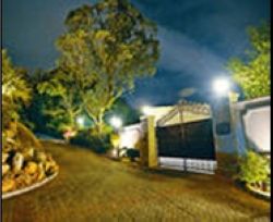 內(nèi)地買家購香港超級豪宅僅稅款須繳4500多萬(圖) 內(nèi)地買家購香港超級豪宅僅稅款須繳4500多萬(圖)