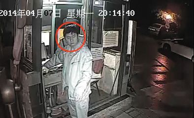 4月10日，一段“法官毆打保安”視頻成為網(wǎng)絡(luò)熱點(diǎn)。