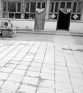 案發(fā)院落，血跡已被掩蓋。