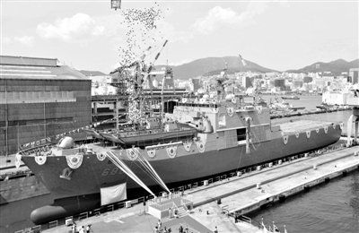 9月11日，韓國釜山，韓國海軍新一代登陸艦“天王峰”號舉行了下水儀式。