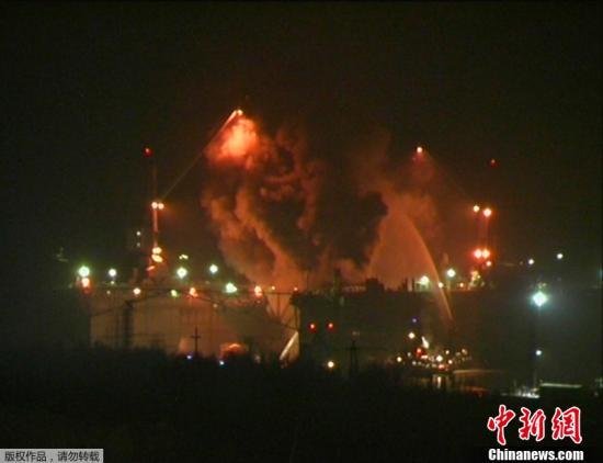 資料圖：2011年12月29日晚間，俄羅斯摩爾曼斯克州一艘名為“葉卡捷琳堡”號(hào)的核潛艇起火。