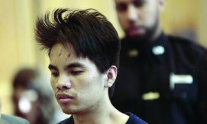 一位名叫陳明東（音）的中國(guó)移民在美國(guó)紐約謀殺5名親戚，罪名成立，被判處至少125年監(jiān)禁。