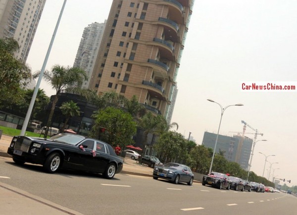 最貴婚車總價超1億 處女新娘真容首現(xiàn) 最貴婚車總價超1億 處女新娘真容首現(xiàn)