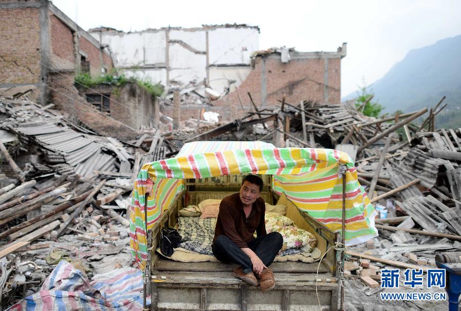 直擊震區(qū)：生活，依然在繼續(xù)