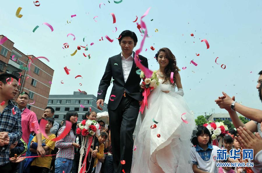 直擊震區(qū)：生活，依然在繼續(xù)