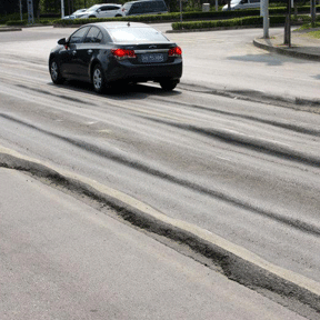 無(wú)錫市內(nèi)“波浪路”