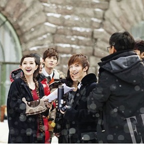 《小時(shí)代》變時(shí)尚片場