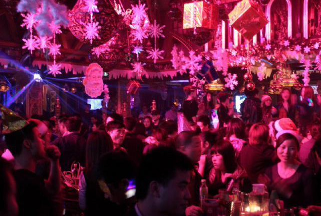 再不狂歡就老了！鄭州圣誕狂歡大攻略