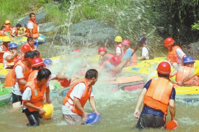 端午節(jié)，購(gòu)漂流可免費(fèi)暢游豫西大峽谷