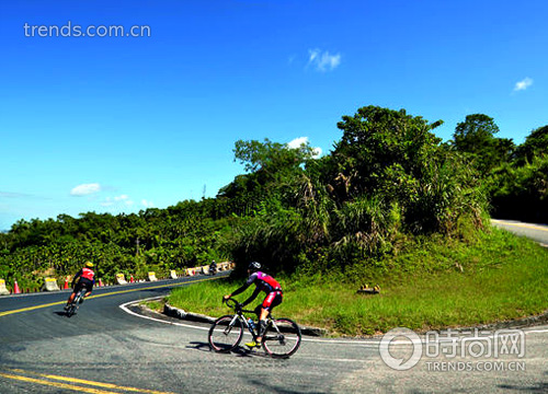 “騎”樂(lè)無(wú)窮 海岸線騎行不挑車型只挑心情