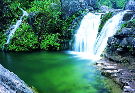 焦作市榮獲2013年度中國(guó)旅游競(jìng)爭(zhēng)力百?gòu)?qiáng)城市稱號(hào)
