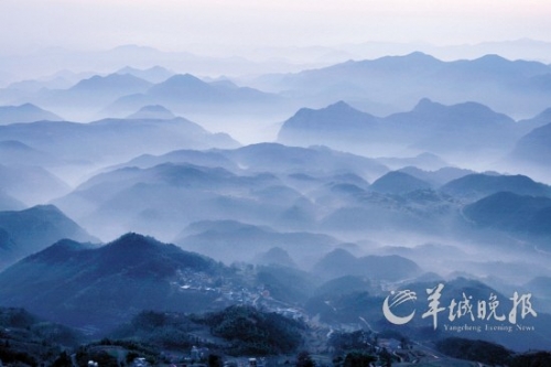 天臺山風(fēng)光如畫。