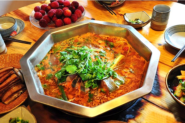 爽爽貴陽吸引吃貨小分隊(duì) 爽爽貴陽吸引吃貨小分隊(duì)