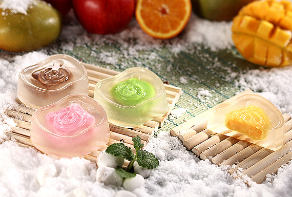 中西合璧過(guò)中秋 月餅與美酒的相得益彰