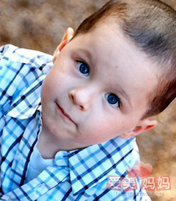 家長過度保護(hù) 孩子的獨立性會變差 家長過度保護(hù) 孩子的獨立性會變差