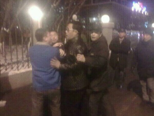 轉(zhuǎn)發(fā)到微博網(wǎng)曝趙本山徒弟駕無牌路虎追尾打人。