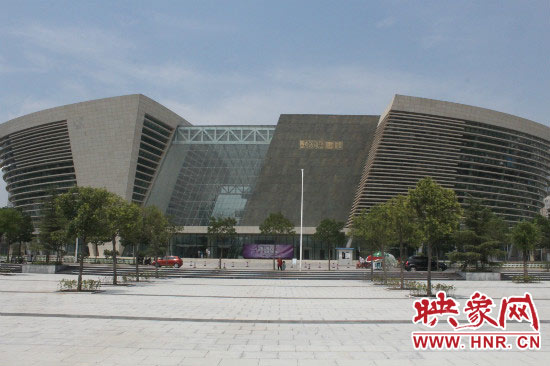 鄭州市圖書館新館8號試運(yùn)營 鄭州市圖書館新館8號試運(yùn)營