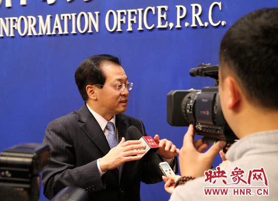 鄭州航空港經(jīng)濟(jì)綜合試驗(yàn)區(qū)發(fā)展規(guī)劃新聞發(fā)布會(huì)在京舉行