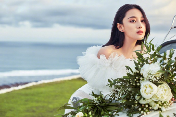 張馨予的婚紗成了淘寶爆款，知道價(jià)格后讓人大跌眼鏡！