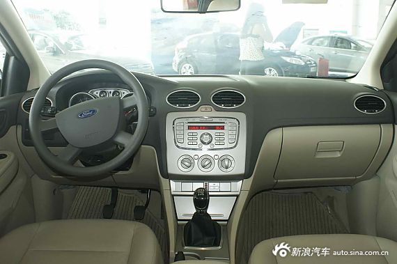 ?？怂箖蓭?jīng)典1.8MT 時(shí)尚型