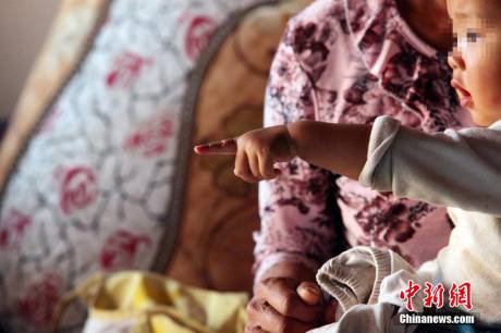 云南80后夫妻賣女 分贓不均丈夫報警