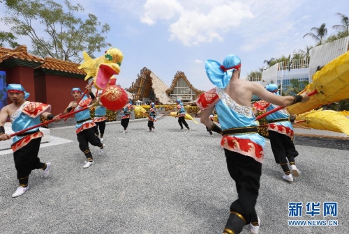 米蘭世博會(huì)舉行中國(guó)國(guó)家館日活動(dòng) 米蘭世博會(huì)舉行中國(guó)國(guó)家館日活動(dòng)
