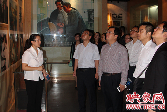 中信銀行鄭州分行開展“學習焦裕祿精神”主題活動 中信銀行鄭州分行開展“學習焦裕祿精神”主題活動