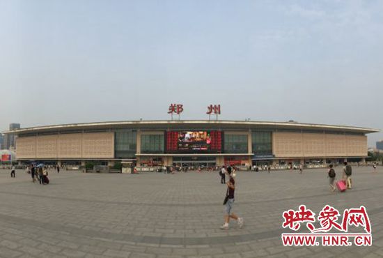 目前，鄭州前往上海、廣州等方向的火車票較為搶手。