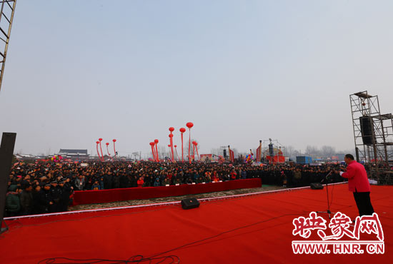 第九屆寶豐馬街書會(huì)精彩開鑼 1500余名民間藝人獻(xiàn)藝 第九屆寶豐馬街書會(huì)精彩開鑼 1500余名民間藝人獻(xiàn)藝