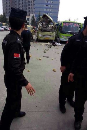 爆炸現(xiàn)場(chǎng)。圖片來(lái)自網(wǎng)絡(luò)