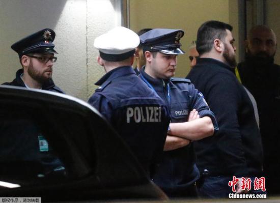 當(dāng)?shù)貢r間24日，一架空客A320飛機(jī)在法國南部阿爾卑斯墜機(jī)。