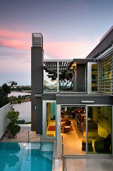 近日，新西蘭華人土豪再次出手，以1010萬的價格購買了位于Parnell的一座無敵海景豪宅。