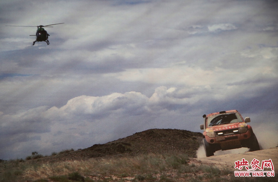 賽車的世界、更是男人的世界。圖為部分參展攝影作品。