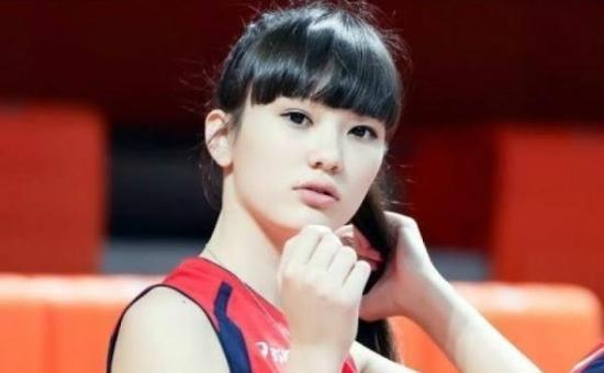 哈薩克排球第一美女從政 曾因容貌一夜爆紅 哈薩克排球第一美女從政 曾因容貌一夜爆紅